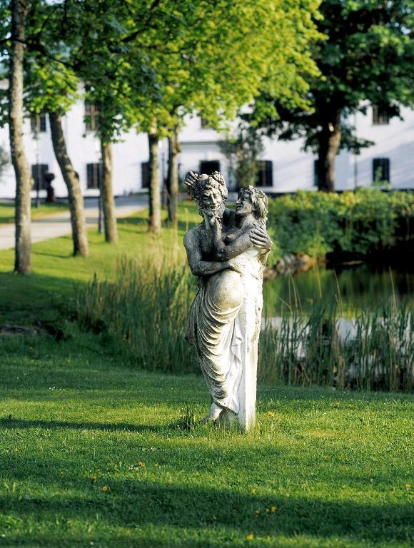 Haeringe Slott Hotel Musko Havsbad Luaran gambar